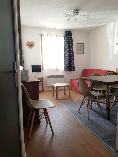 Appartement Flocon, 2 Chambres Saint-Sorlin-dʼArves Eksteriør bilde